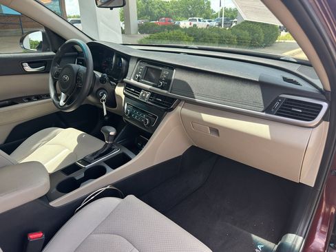 Used 2016 Kia Optima LX FWD image 27