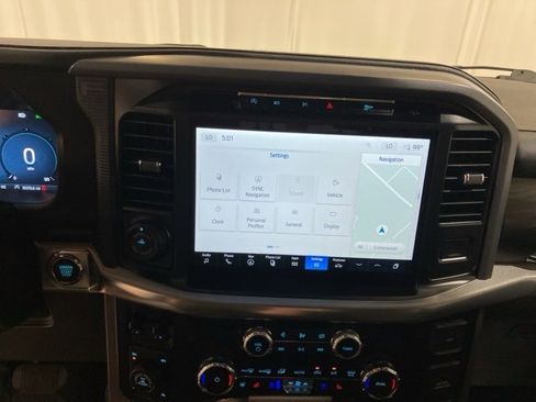 Used 2024 Ford F150 Lariat w/ Equipment Group 502A High image 14