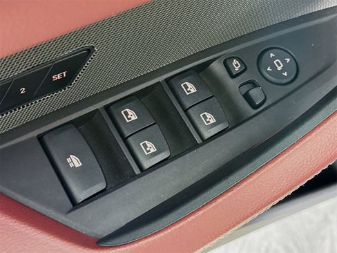 Certified 2023 BMW 430i Convertible w/ Convenience Package image 18