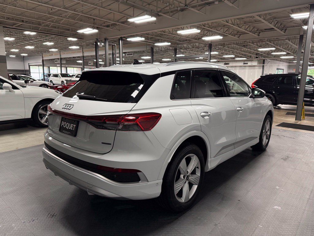Used 2024 Audi Q4 e-tron Prestige AWD/4WD image 4