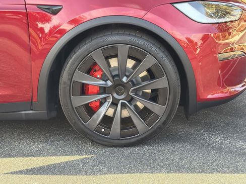 Used 2024 Tesla Model X Plaid image 38