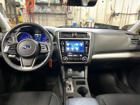 Used 2019 Subaru Legacy 2.5i Premium AWD/4WD image 18