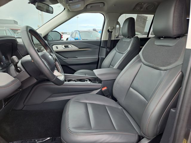 Certified 2026 Ford Explorer Active w/ Active Comfort Package AWD/4WD image 25