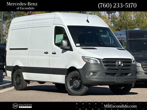 New 2025 Mercedes-Benz Sprinter 2500 image 1