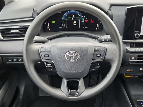 Used 2026 Toyota Camry LE FWD image 15