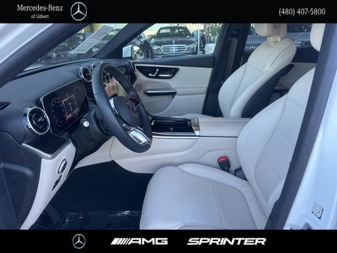 Certified 2025 Mercedes-Benz GLC 300 image 10