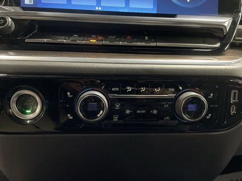 Used 2022 Chevrolet Silverado 1500 LT image 19