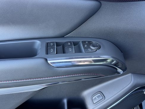 New 2026 Chevrolet Traverse RS w/ LPO, Floor Liner Package image 12