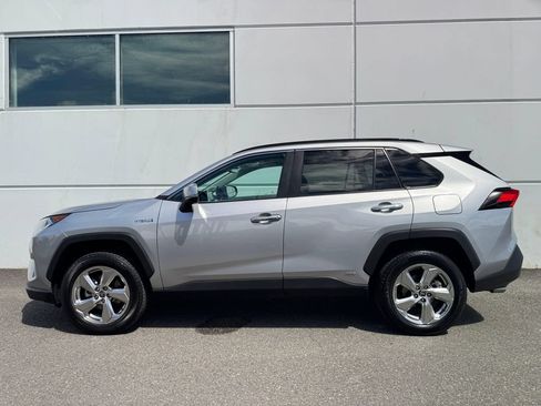 Certified 2021 Toyota RAV4 Limited AWD/4WD image 4