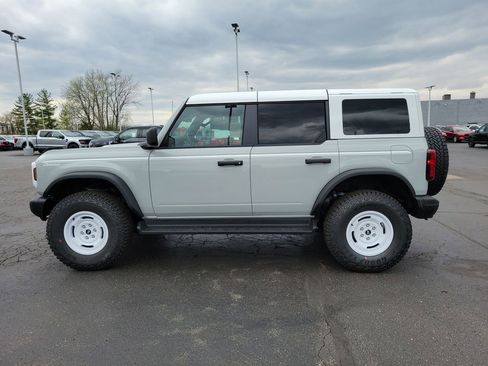 New 2026 Ford Bronco Heritage Edition image 7