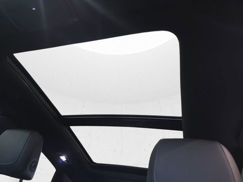 Certified 2024 Cadillac XT5 Sportv image 31