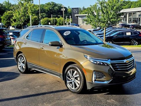 Used 2023 Chevrolet Equinox Premier FWD image 1