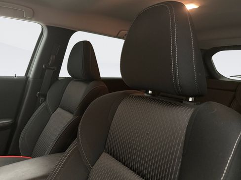 Used 2022 Mitsubishi Outlander ES image 8