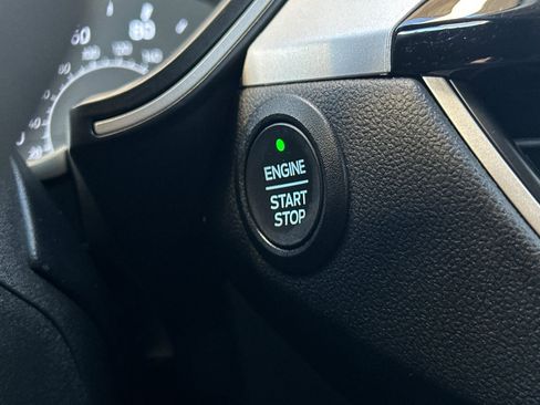 Certified 2022 Ford Escape SEL image 21