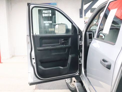Used 2015 RAM 5500 Tradesman w/ Max Tow Package AWD/4WD image 19