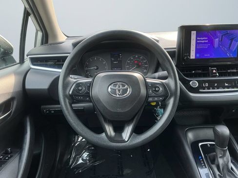 Used 2024 Toyota Corolla LE FWD image 13