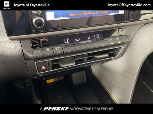 Used 2026 Toyota Camry LE w/ Convenience Package FWD image 31