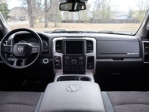 Used 2019 RAM 1500 Big Horn AWD/4WD image 17