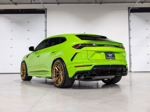 Used 2022 Lamborghini Urus image 6