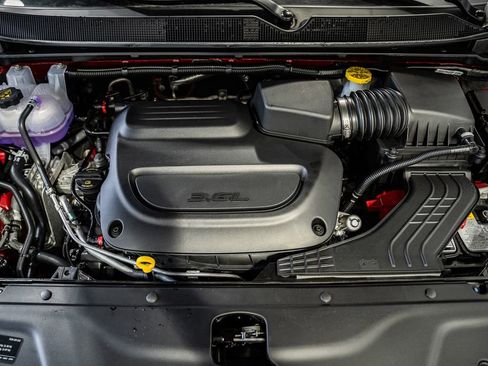 New 2026 Chrysler Pacifica Pinnacle image 21