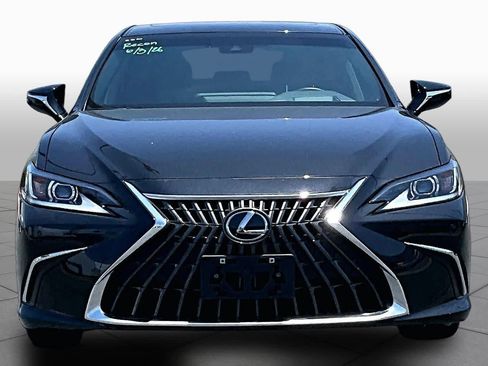 Used 2025 Lexus ES 300h w/ Premium Package FWD image 4