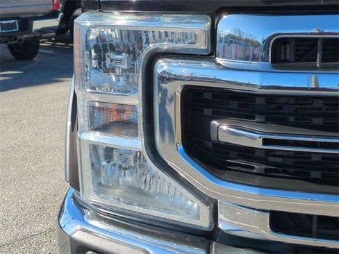 Certified 2022 Ford F250 Lariat w/ Lariat Value Package image 10