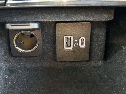 Used 2020 Lincoln Corsair FWD w/ Equipment Group 101A image 28