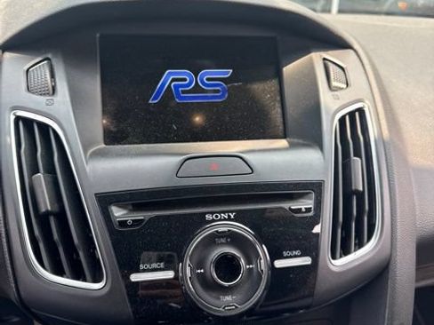 Used 2017 Ford Focus RS AWD/4WD image 7