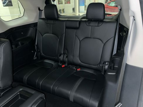 Used 2023 Honda Pilot EX-L image 14