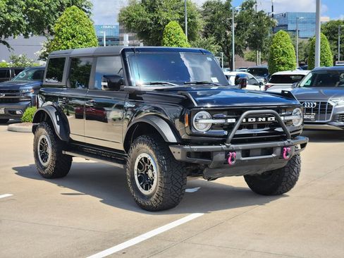 Used 2022 Ford Bronco Outer Banks w/ Sasquatch Package AWD/4WD image 3
