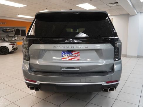 New 2026 Chevrolet Suburban High Country AWD/4WD image 8