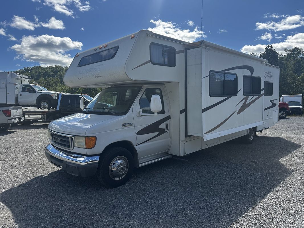 Used 2006 Ford E-450 and Econoline 450 RWD image 9