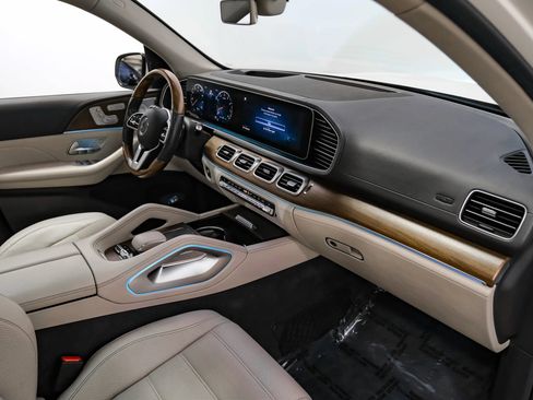 Used 2020 Mercedes-Benz GLS 580 4MATIC image 7