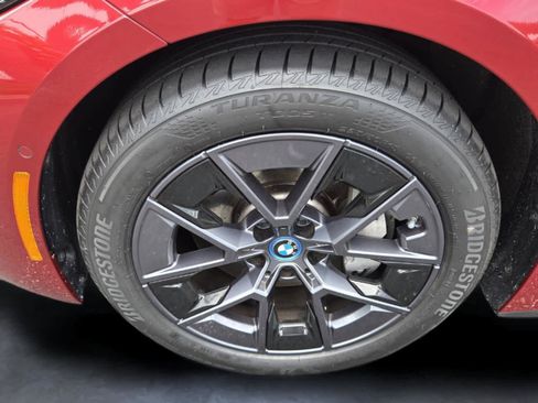 Certified 2025 BMW i4 eDrive40 w/ Premium Package RWD image 9