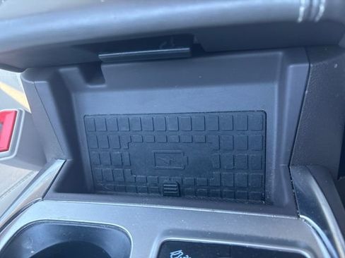 Used 2022 Ford Explorer Platinum w/ Equipment Group 601A image 29