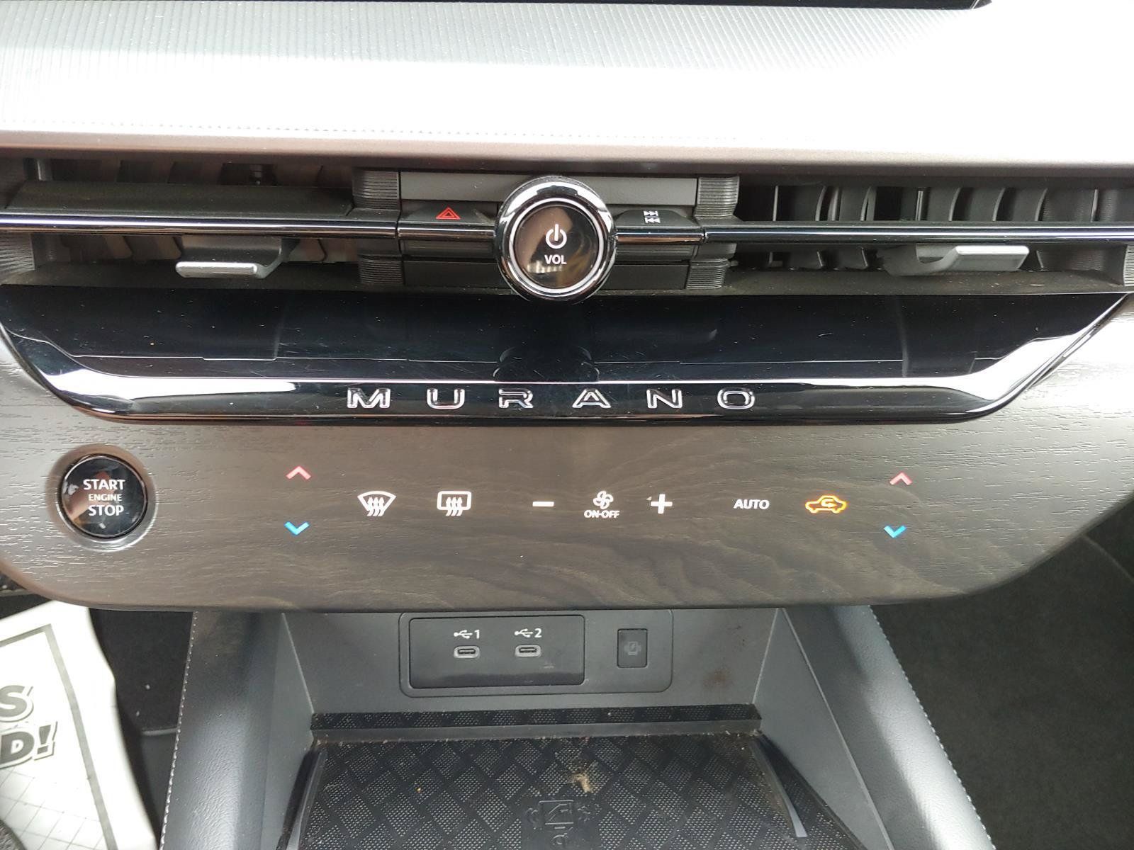 Used 2025 Nissan Murano SV AWD/4WD image 22