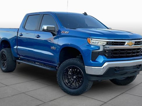 Used 2022 Chevrolet Silverado 1500 LT w/ Texas Edition Plus AWD/4WD image 4