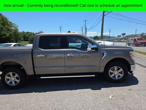 Used 2023 Ford F150 Lariat AWD/4WD image 4