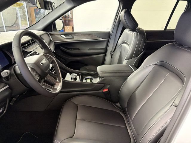 New 2026 Jeep Grand Cherokee Limited AWD/4WD image 18