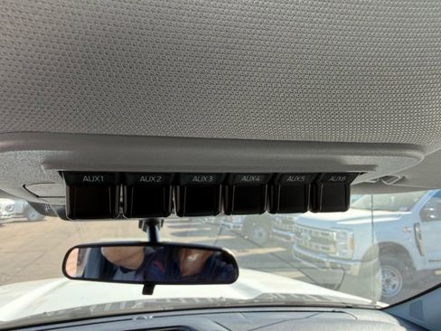 New 2026 Ford F250 XL w/ XL Chrome Package image 20