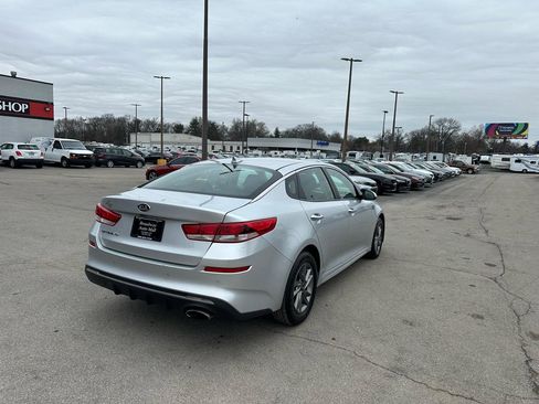 Used 2020 Kia Optima LX FWD image 3