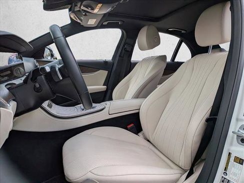 Used 2022 Mercedes-Benz E 350 Sedan image 14