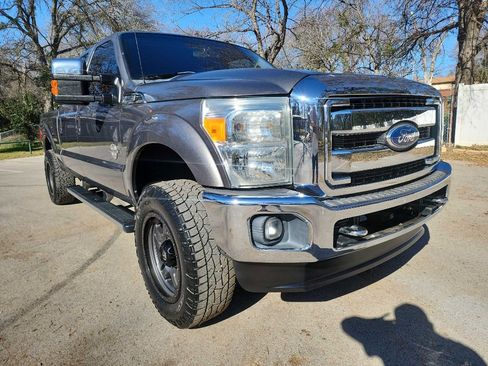 Used 2011 Ford F250 Lariat w/ Lariat Interior Pkg image 1