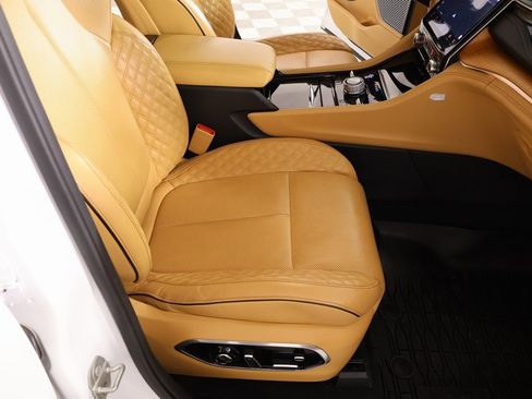 Used 2023 Jeep Grand Cherokee L Summit image 15