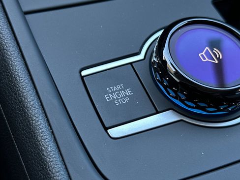 New 2025 Volkswagen Tiguan S image 22