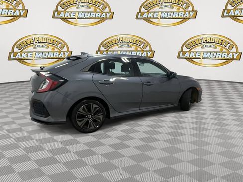 Used 2017 Honda Civic EX image 3