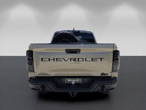 Used 2024 Chevrolet Colorado ZR2 w/ ZR2 Bison Edition AWD/4WD image 5