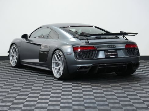 Used 2017 Audi R8 V10 plus image 8