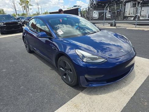 Used 2022 Tesla Model 3 Long Range AWD/4WD image 3
