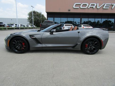 Used 2016 Chevrolet Corvette Z06 w/ 3LZ Preferred Equipment Group RWD image 8